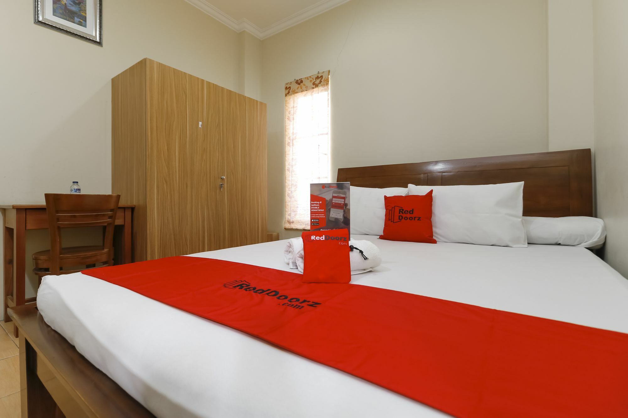 Reddoorz @ Kwitang Hotel Jakarta Exterior photo